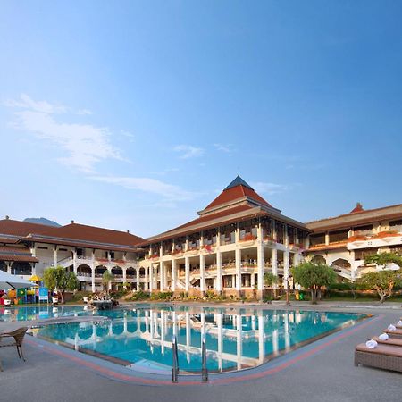 Royal Hotel And Villa Batu Batu  Eksteriør billede