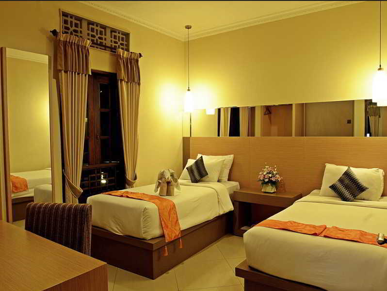 Royal Hotel And Villa Batu Batu  Eksteriør billede