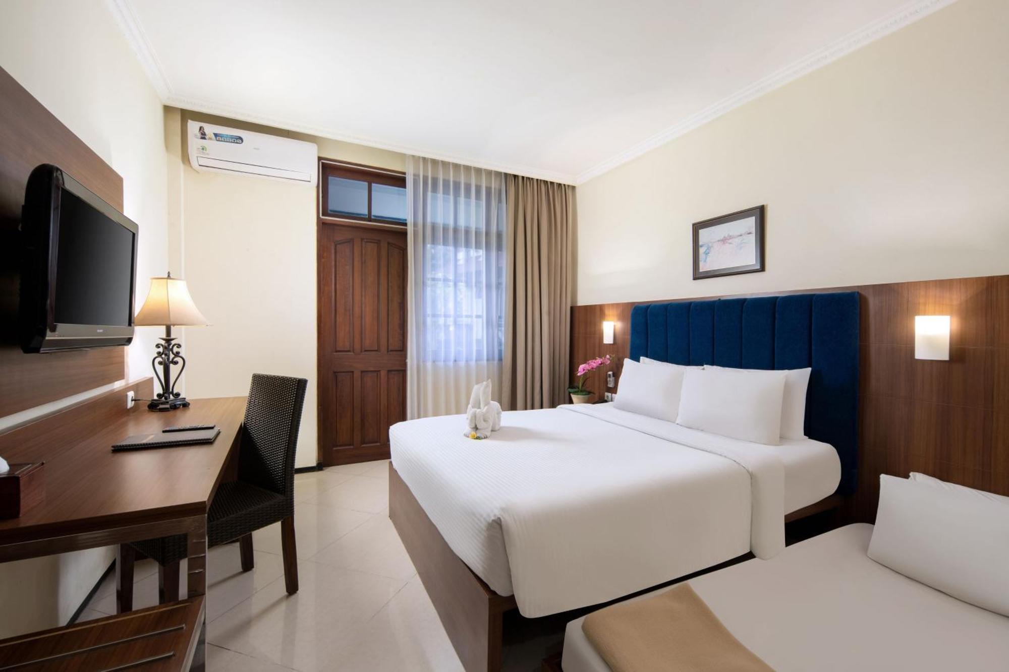 Royal Hotel And Villa Batu Batu  Eksteriør billede