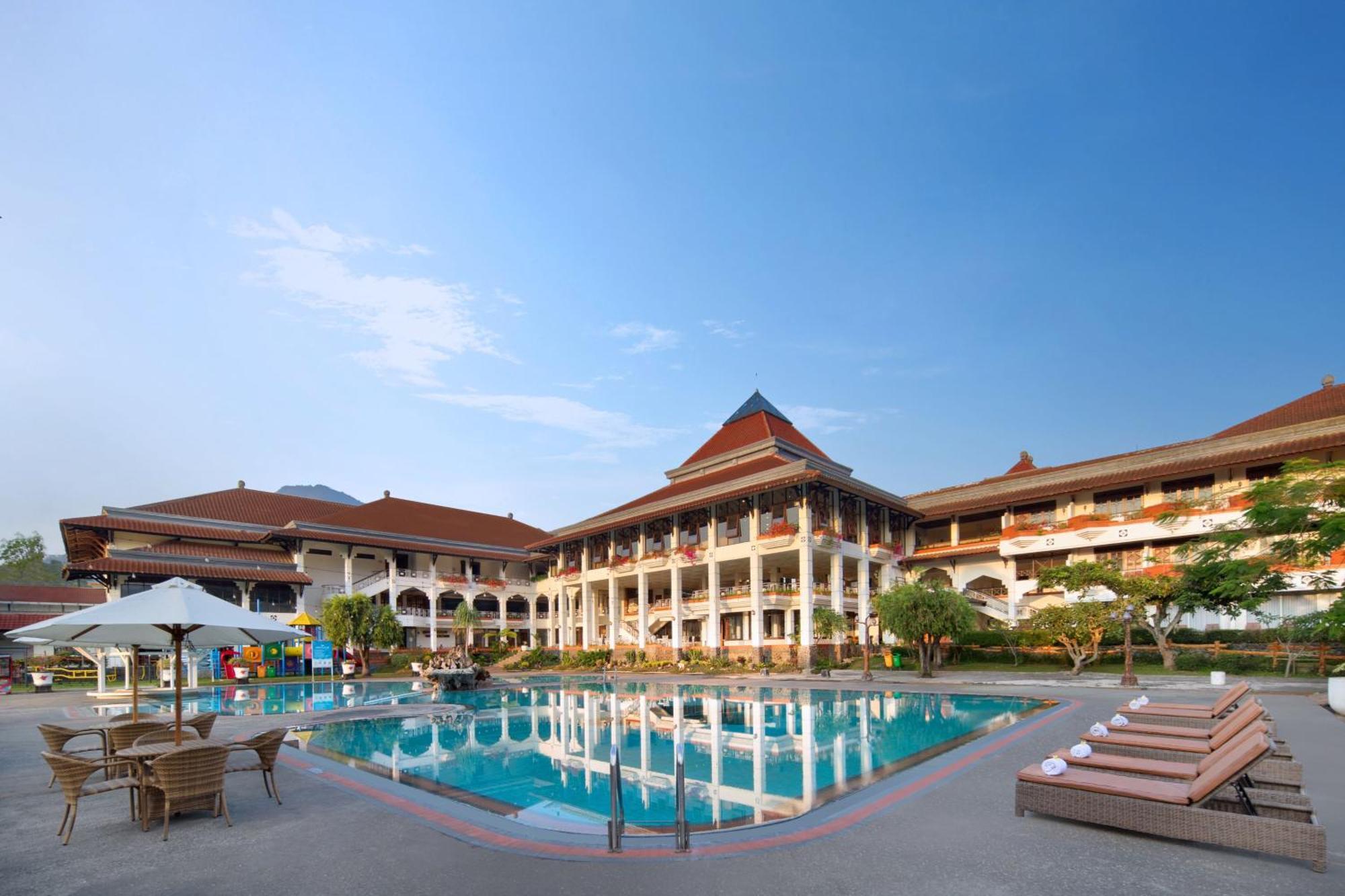 Royal Hotel And Villa Batu Batu  Eksteriør billede