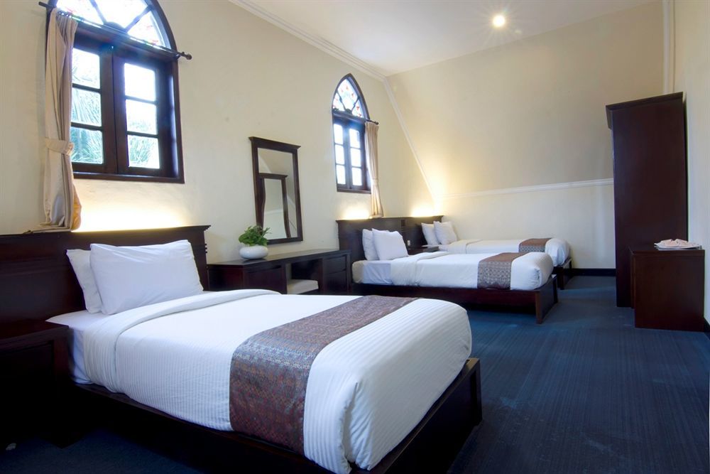 Royal Hotel And Villa Batu Batu  Eksteriør billede